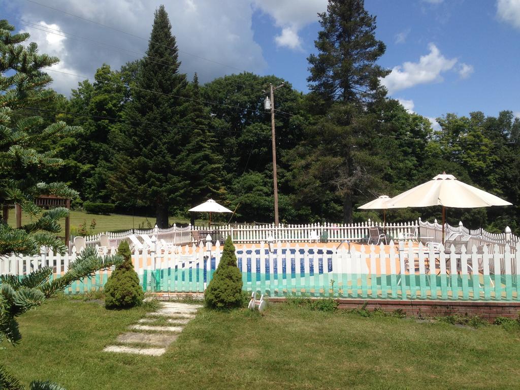 Four Winds Country Motel Manchester Extérieur photo